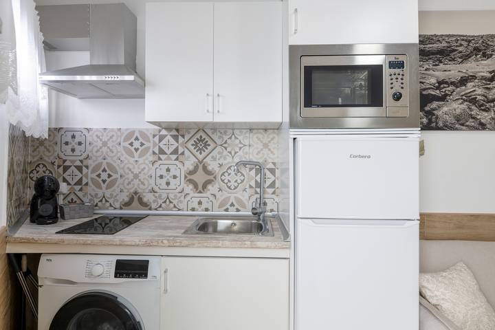 Ganzes Studio, Ferien Studio 'Vista Blanca Zimmer 1' mit Wi-Fi in Playa Blanca, Yaiza