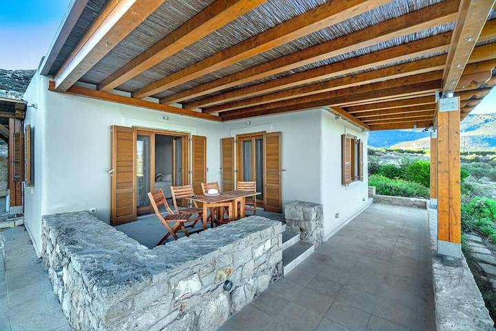 Villa pour 3 personnes, avec vue et terrasse