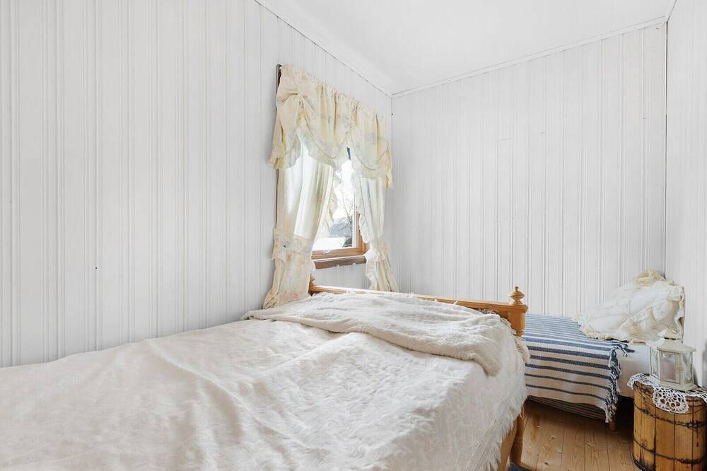 Remote & Charming Island Getaway in a Norwegian Cottage w/Boat & hidden Beaches in Gildeskål