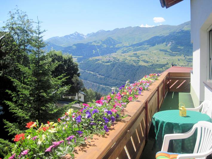Ferienwohnung für 6 Personen, mit Garten und Balkon in Tiroler Oberland - 2