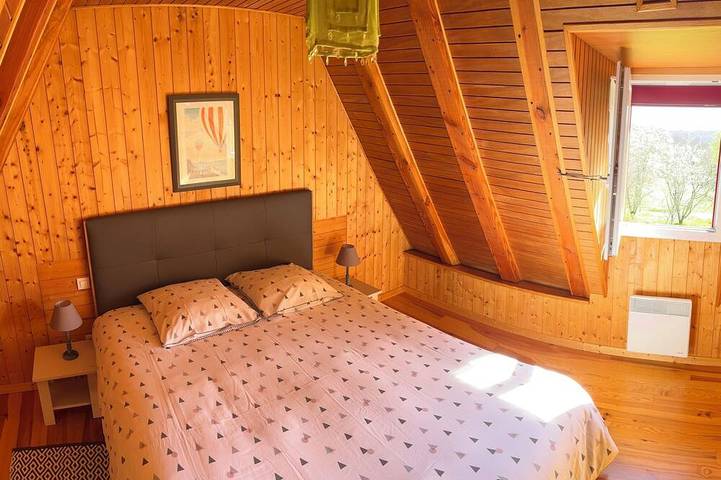 Location de vacances pour 5 personnes, avec jardin et terrasse, animaux acceptés à Archignac - 2