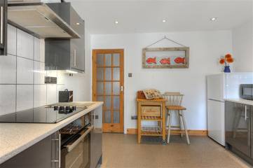 Log Cabin for 5 People in Lyme Regis, Jurassic Coast, Photo 2