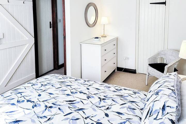 3 bedroom accommodation in Lyme Regis in Lyme Regis, Dorset