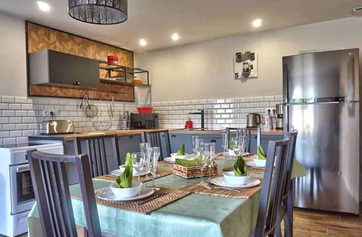 Gîte pour 10 personnes, avec jardin et terrasse en Cotes-d'Armor - 4