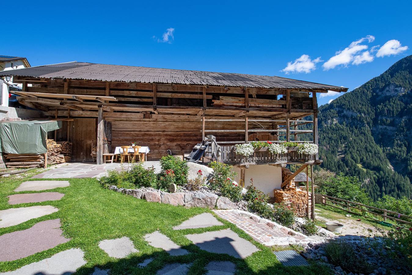 Ganze Wohnung, 117B Holiday Farm Tuene in Bulla Pufels, Kastelruth