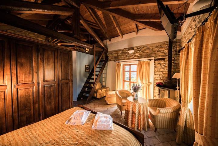 Casa vacanza per 2 persone, con Terrazza e Piscina a Cortemilia