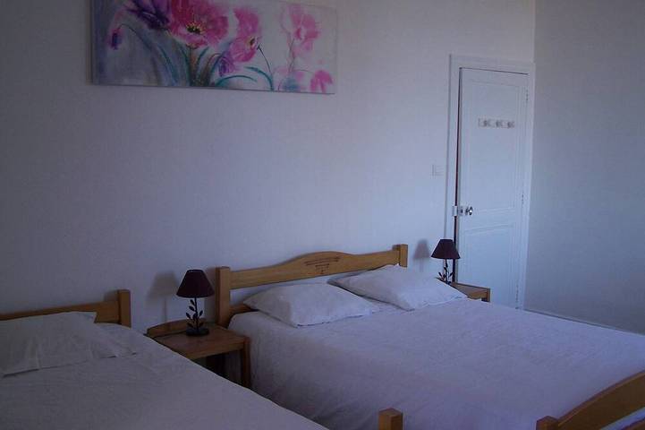 Location de vacances pour 8 personnes, avec jardin et piscine à Grignols - 2