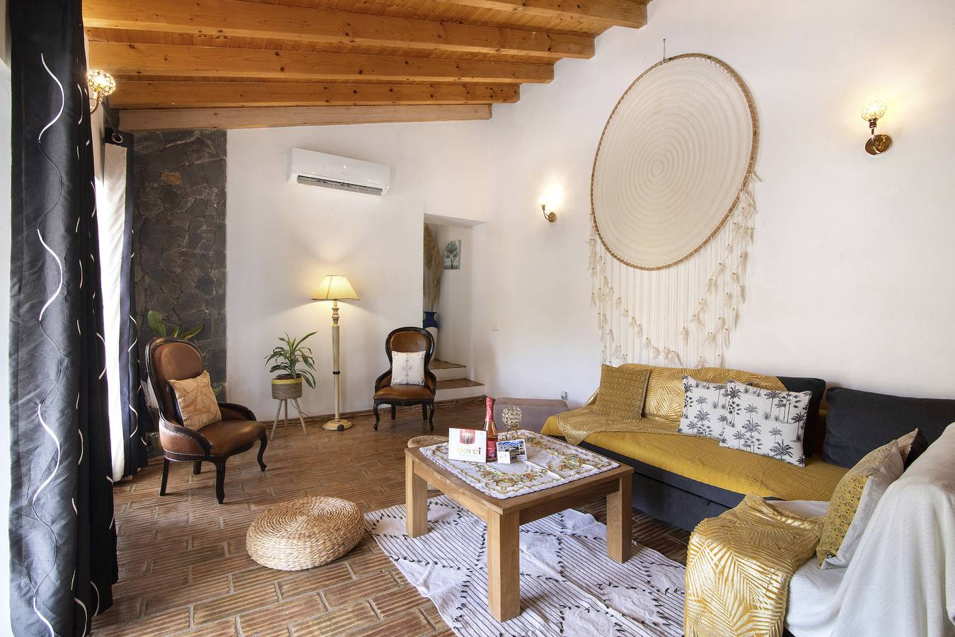 Holiday Home "Quinta do Silêncio T4" with Mountain View, Shared Pool & Wi-Fi in Tavira (Santa Maria), Serra do Caldeirão