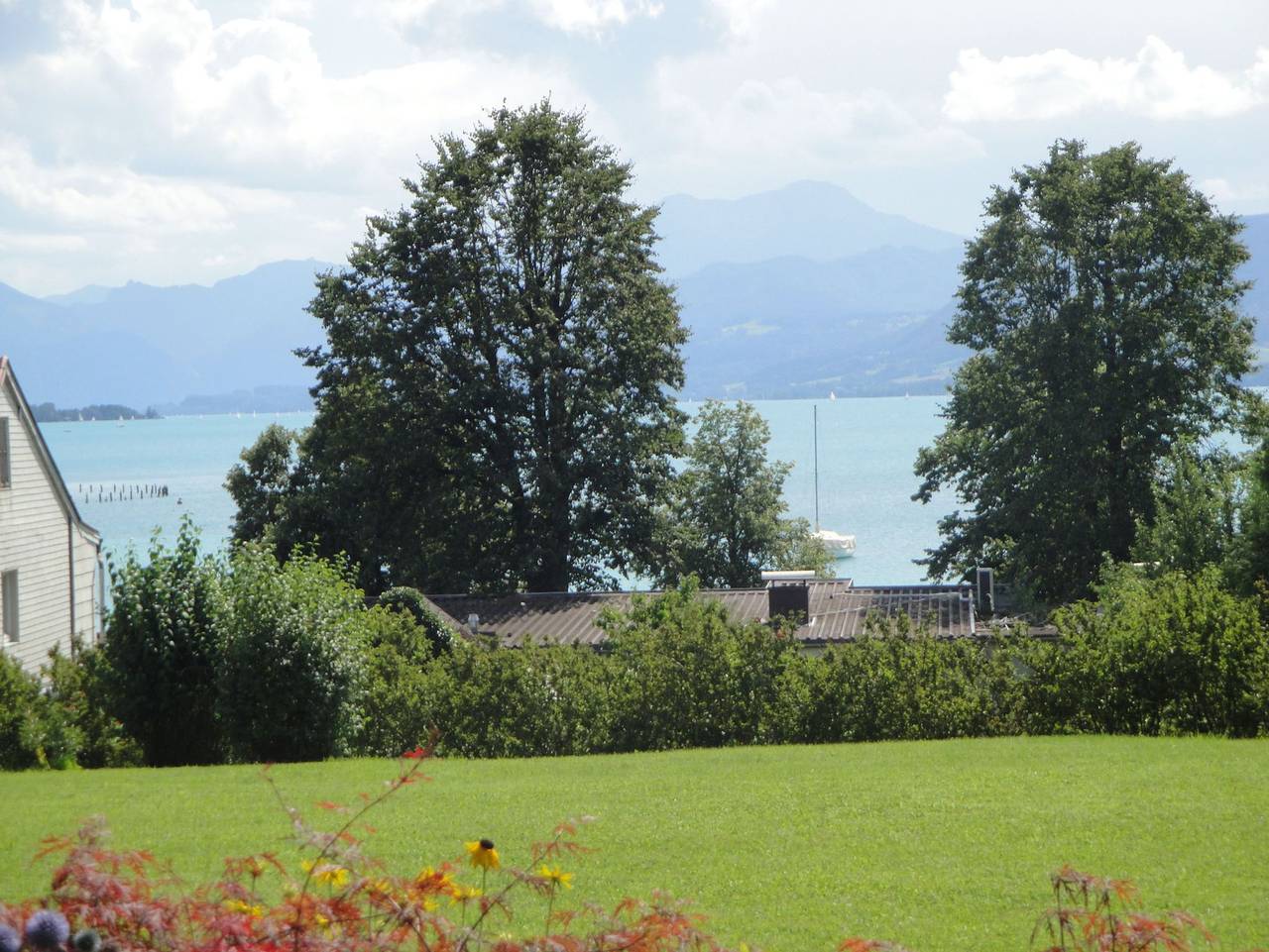 Ganze Ferienwohnung, Gertrude Lenzenweger - Doppelzimmer 2 in Seewalchen am Attersee, Bezirk Vöcklabruck