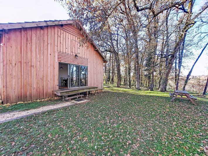 Location de vacances pour 4 personnes, avec terrasse et jardin à Cladech