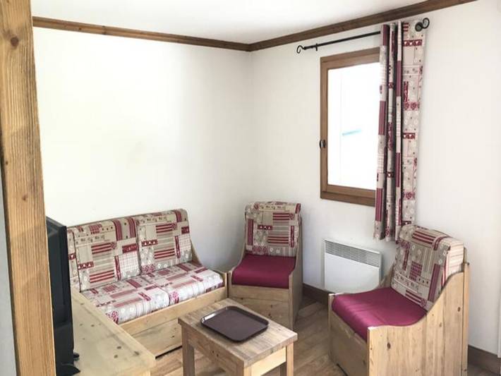 Chalet pour 8 personnes, avec balcon, adapté aux familles à Bessans