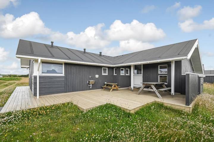 Villa für 8 Personen, mit Balkon/Terrasse und Sauna sowie Whirlpool, mit Haustier - 1