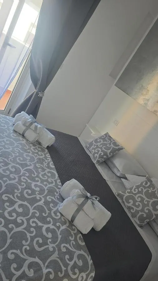 Chambre d’hôte pour 2 personnes, avec balcon et vue - 1