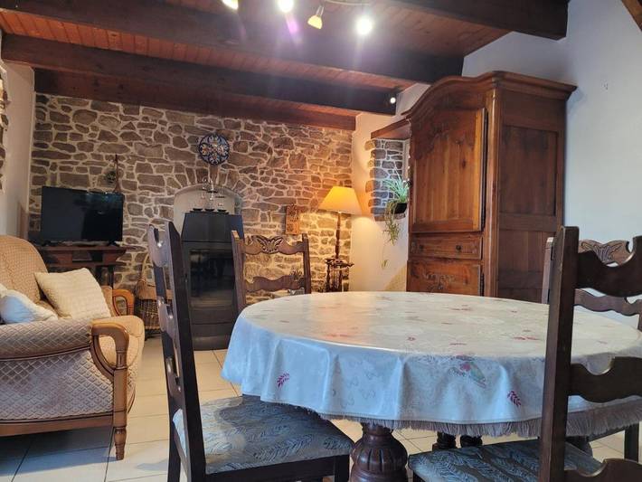 Location de vacances pour 2 personnes, avec terrasse et jardin, animaux acceptés à Pléhédel - 4