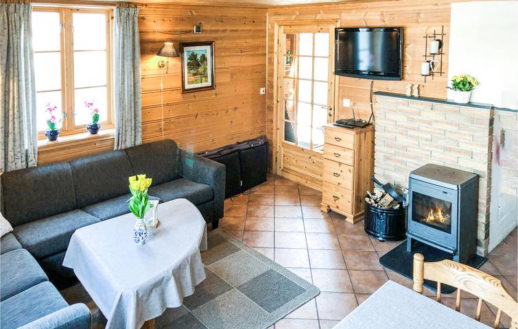 Ferienhaus für 4 Personen mit Terrasse in Kyrping, Etne