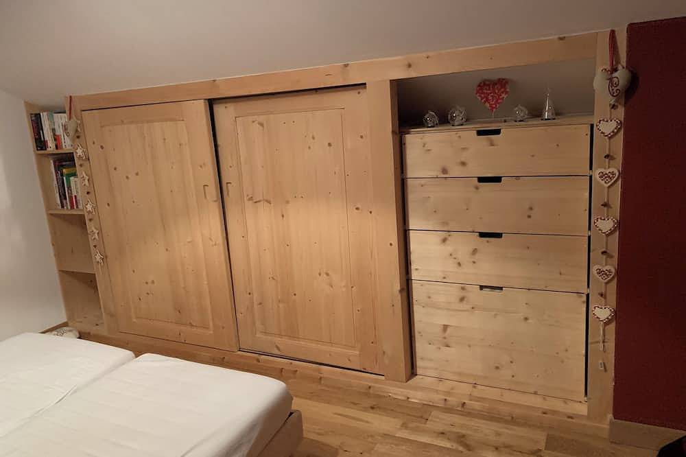 3-star La Yaute family chalet in Verchaix, Region Bonneville