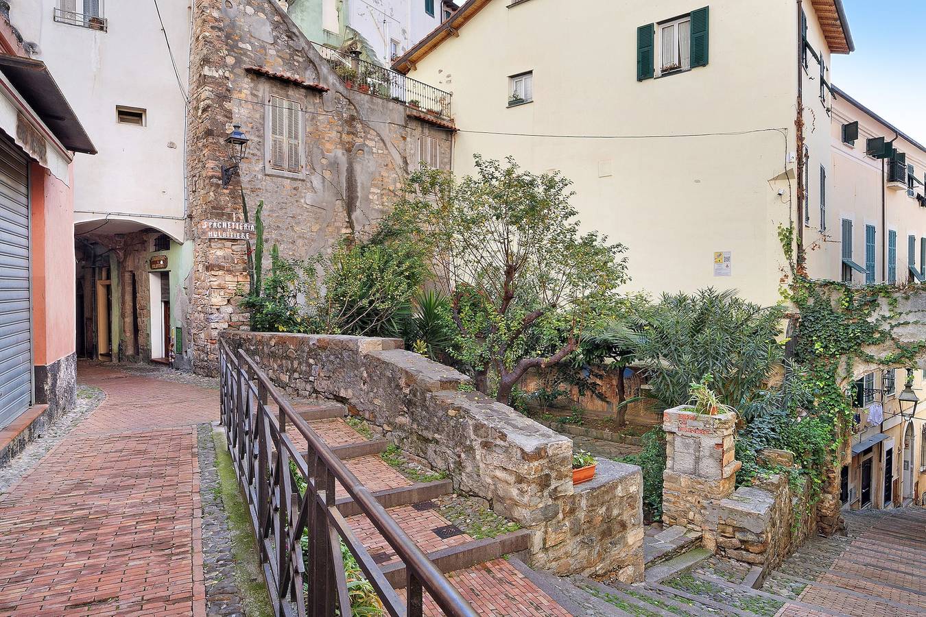 Hel lägenhet, Holiday Home 'Domus Madonnina' in the Historic Center with Wi-Fi and Air Conditioning in San Remo, Sanremo Kommun