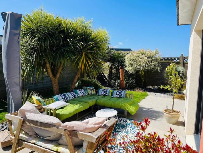 Villa pour 6 personnes, avec jardin ainsi que terrasse et jacuzzi
