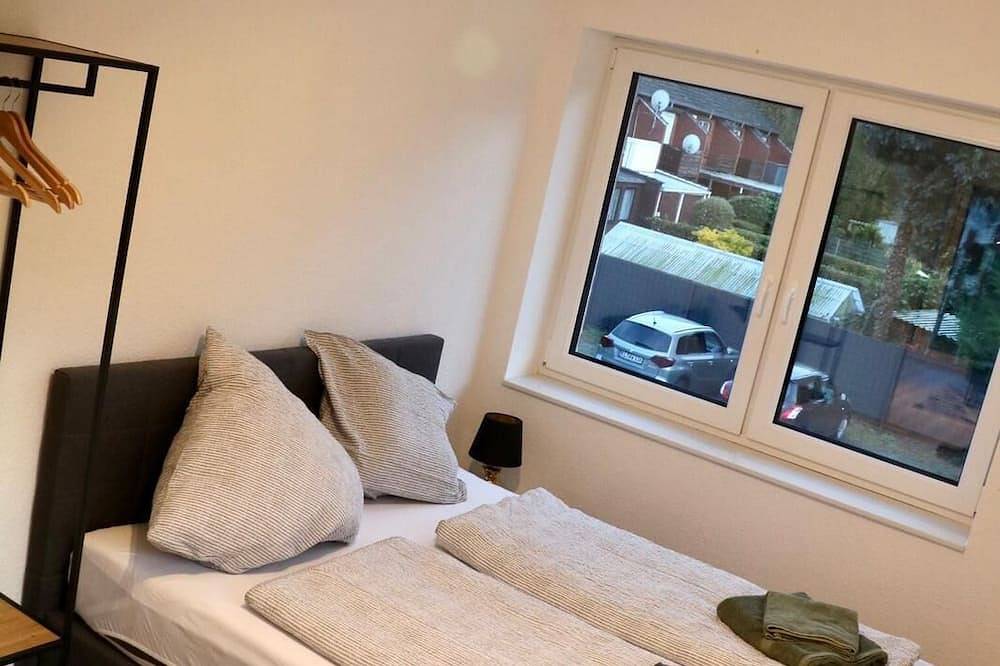 Ganze Wohnung, Wohnzim, Schlafzim, Badzim, Küche und Balkon, Smart Tv*free Wifi*parking*coffee in Meppen, Hasetal