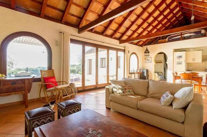 Chalet para 6 personas, con piscina además de vistas y terraza en Tarifa