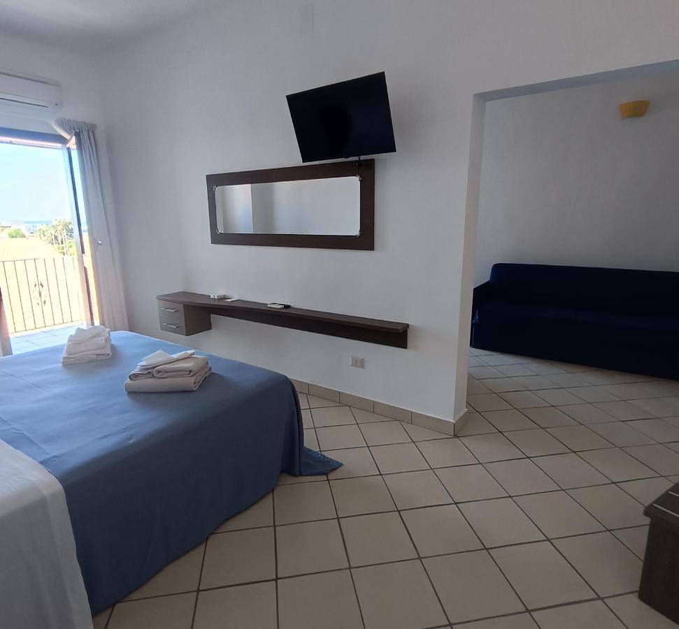 Tuareg Hotel in Campomarino di Maruggio, Campomarino (Puglia)