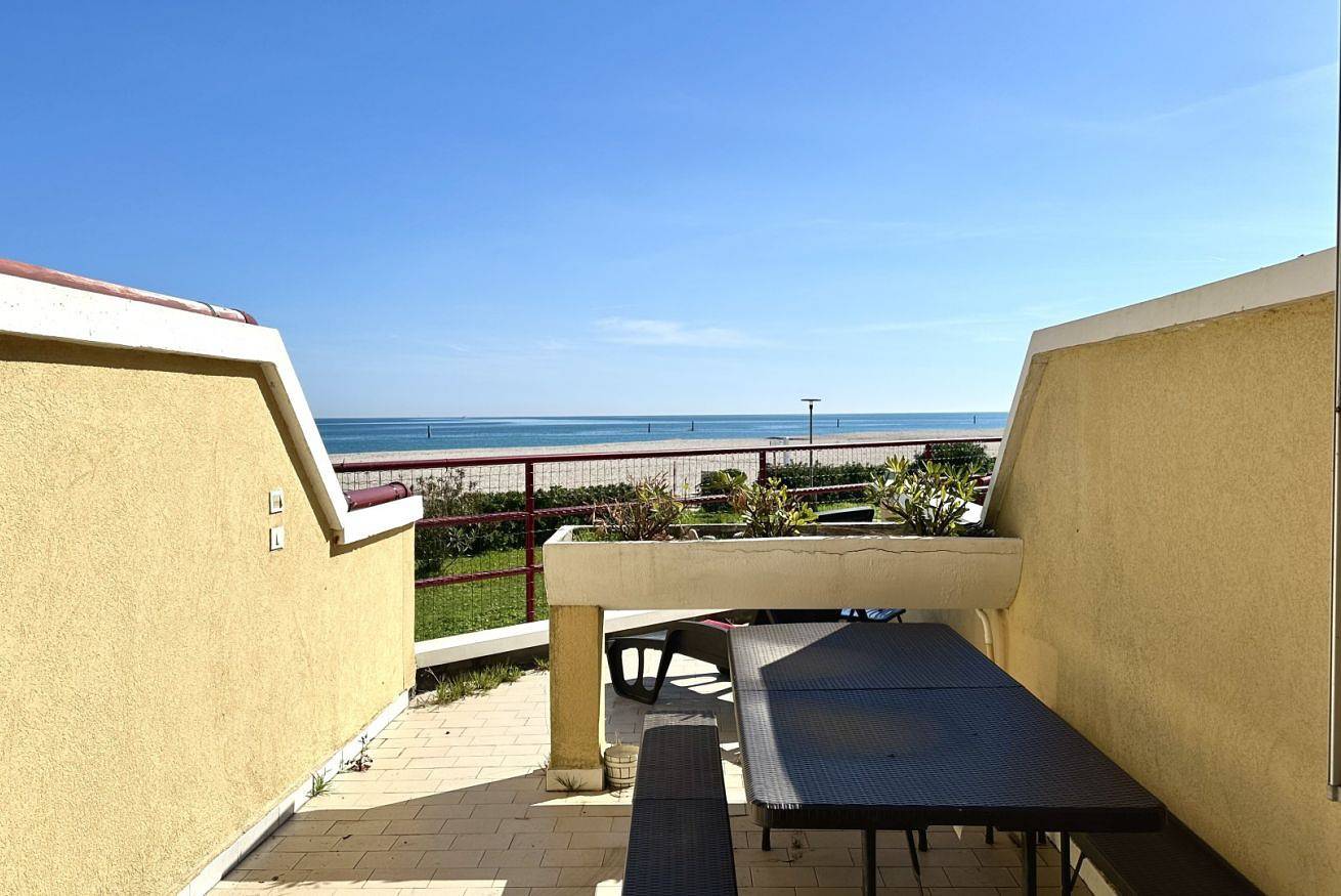 Apartamento entero, Se068 - Senigallia, two-room apartment on the sea at the Piramidi residence in Senigallia, Senigallia (Municipality)