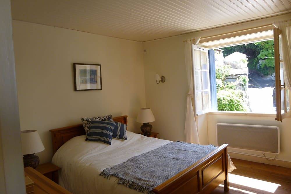 Casa de Pescador con Wifi y vistas al puerto. in Mortagne-sur-Gironde, Saintes region