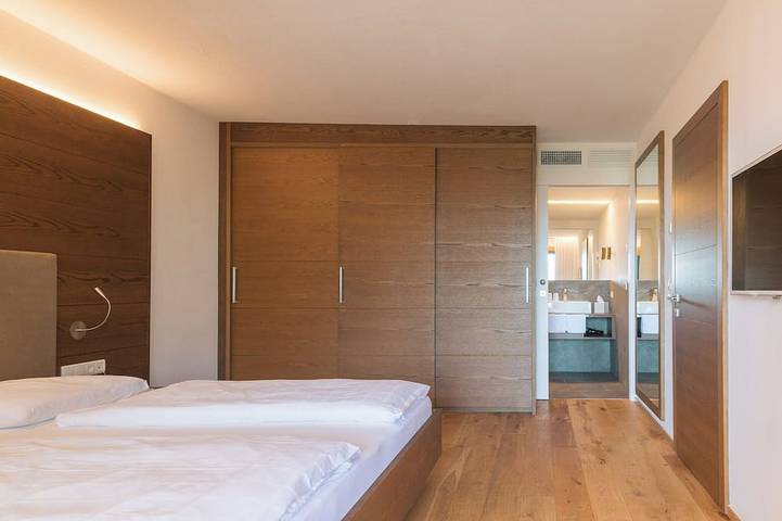 Ferienwohnung für 4 Personen, mit Balkon und Garten sowie Sauna im Dorf Tirol - 2