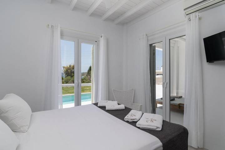 Villa pour 9 personnes, avec vue ainsi que piscine et jardin dans Milos - 4