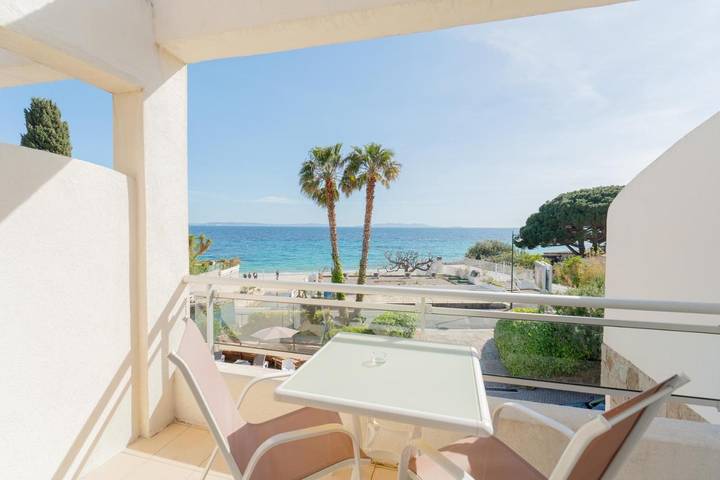 Hôtel pour 2 personnes, avec jardin dans Plage d'Aiguebelle - 2