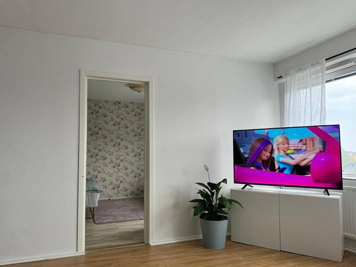 Lägenhet för 5 Personer, med Balkong samt Terass och Utsikt i Trollhättan