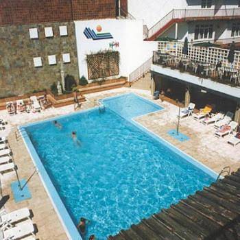 Casa de férias para 4 pessoas, com piscina e vista em Cabanas