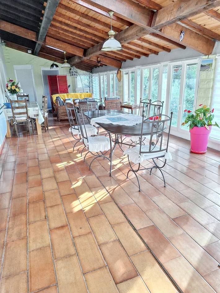 Location de vacances pour 6 personnes, avec piscine et terrasse à Lioux - 4