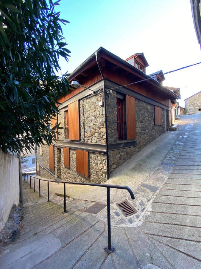 Apartamento entero, Cal Domènec Rialp - Dúplex con encanto - Se admiten mascotas in Port Ainé, Rialp