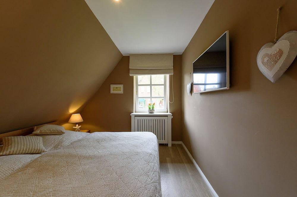 Ganze Wohnung, \" Marschtraum \" - Top Wohnung unter Reet für bis zu 4 Personen in Wyk auf Föhr (Stadt), Wyk auf Föhr