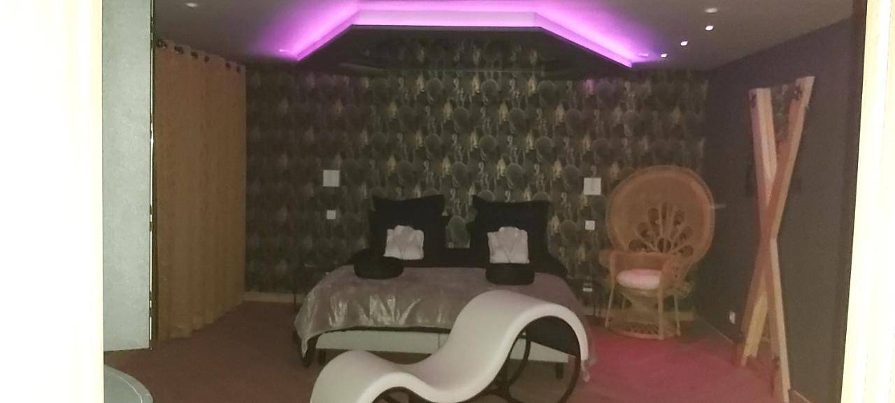 Double Room in La Riche, Région de Tours