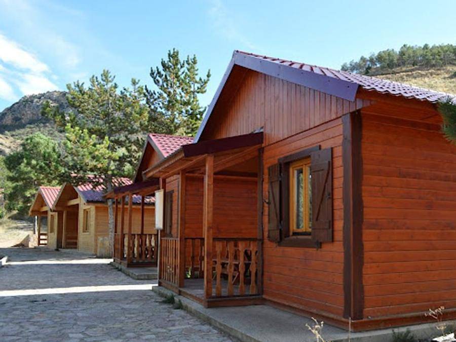Camping Las Cabanas - Chalet 4 personen - Familienhütte in Vivel del Río Martín, Teruel und Umgebung