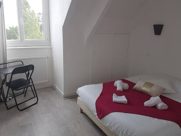 Hôtel pour 3 personnes à Quévert - 2