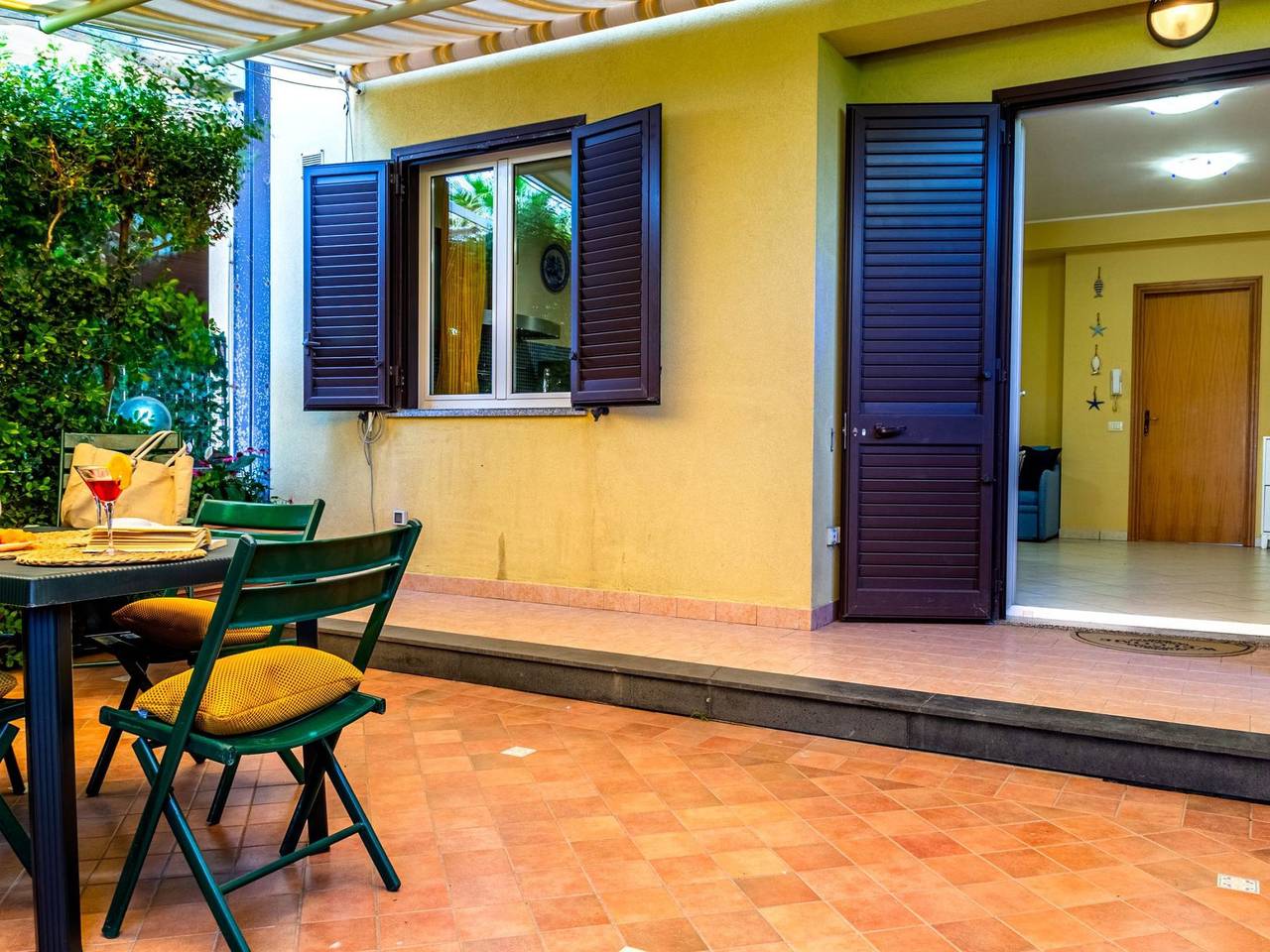 Entire apartment, Wohnung am Meer "La Sera di Giò in Fondachello, Catania Province