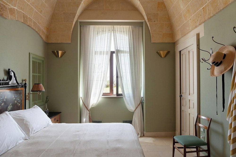 Montekore - Vier Schlafzimmer Villa, Schläft 8 in Cannole, Lecce Provinz