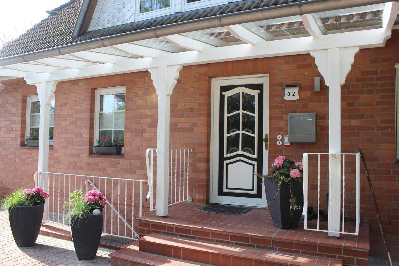Ferienhaus an der Grenze zu Hamburg Zentrale Lage in Neu Wulmstorf, Landkreis Harburg