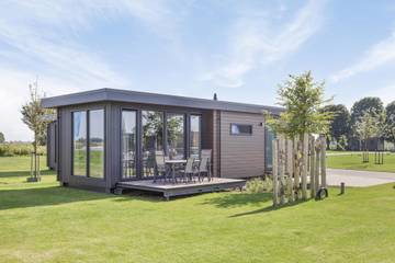 Ferienwohnung für 4 Personen, mit Kinderpool und Terrasse sowie Pool in Südholland