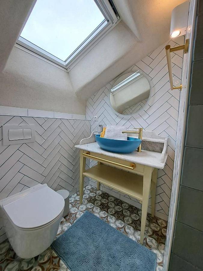 Location de vacances pour 4 personnes, avec vue et jardin à Dompnac - 3