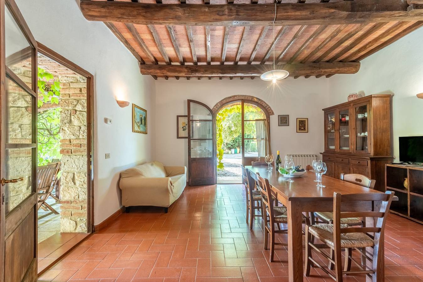 Apartamento entero, Apartamento 'La Lollaia' con piscina compartida, terraza compartida y Wi-Fi in Rapolano Terme, Provincia de Siena