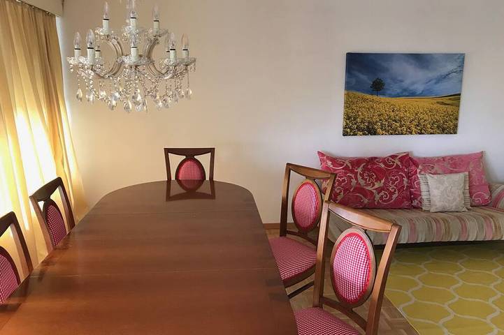 Ferienwohnung für 4 Personen, mit Balkon und Garten