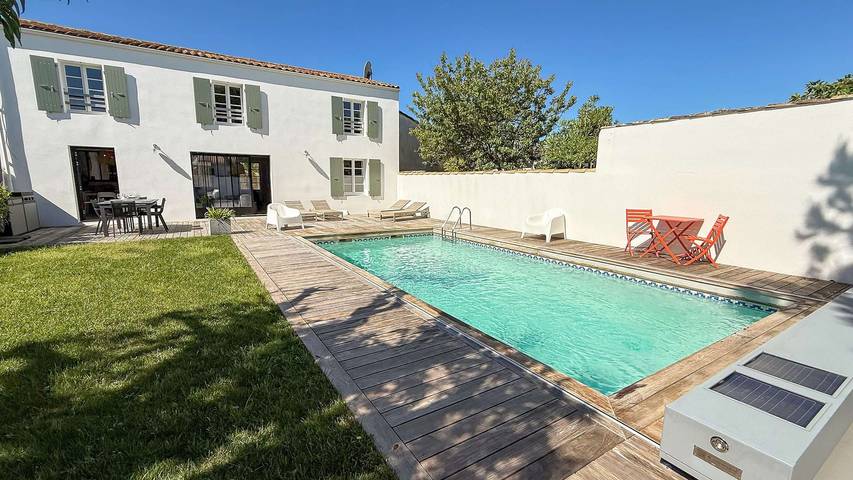 Gîte pour 10 personnes, avec piscine et jardin dans Le Gillieux - 2
