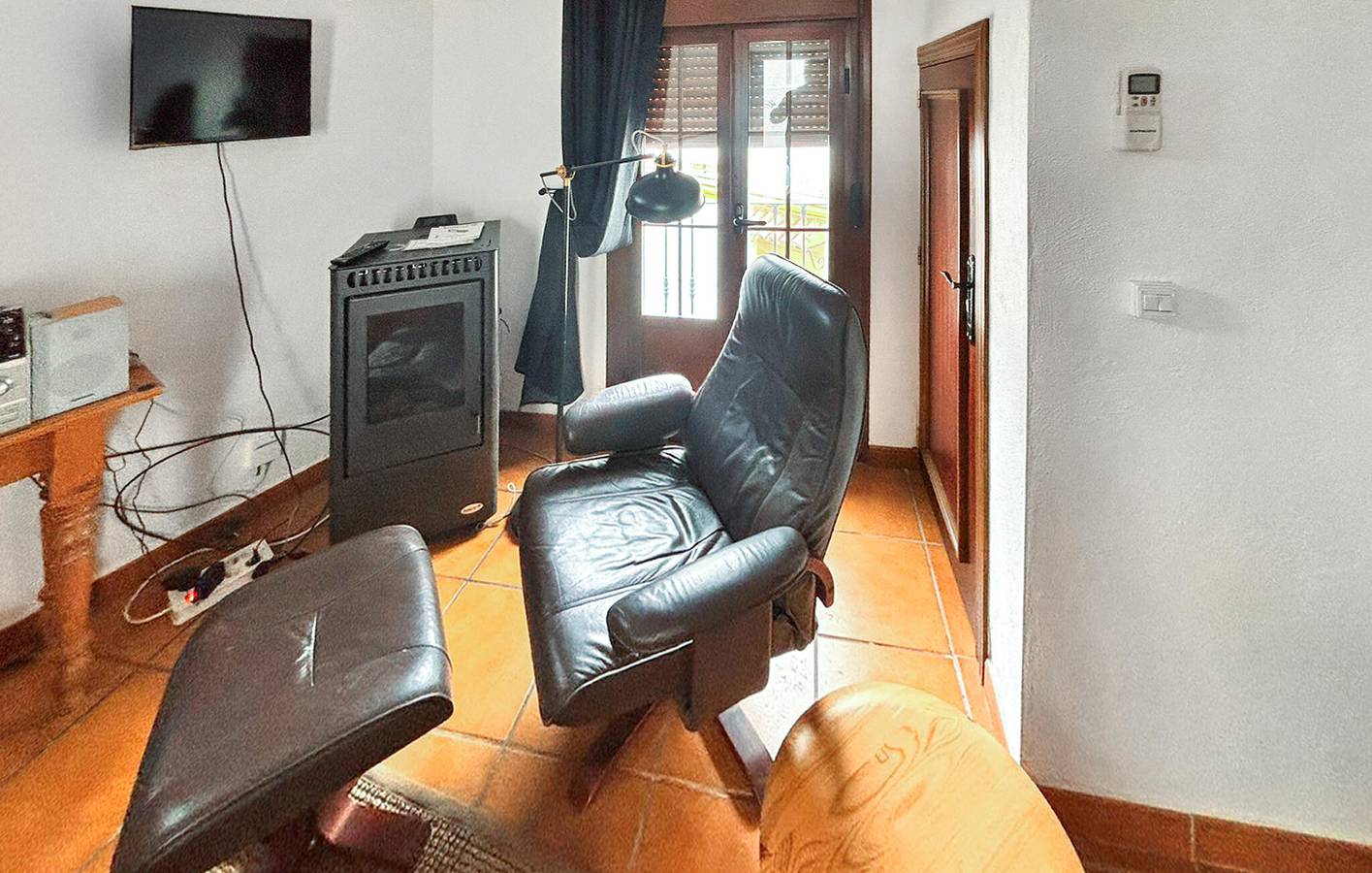 Acogedor apartamento con jardín y WiFi, cerca de restaurantes y del río in Montejaque, Provincia de Málaga