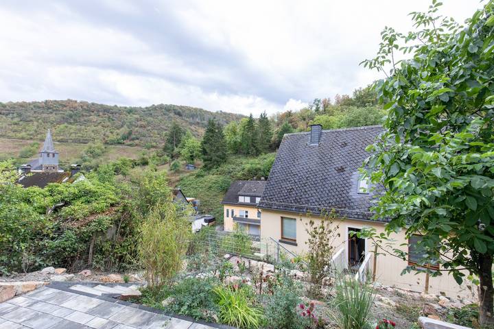 Ferienhaus für 9 Personen, mit Garten am Mittelrhein