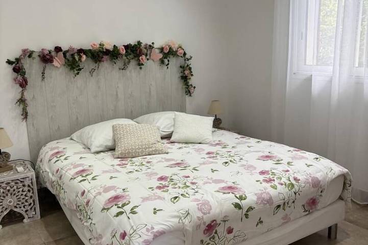 Mas de la Galinette \"Pivoine\" in Biot, Côte méditerranéenne (France)