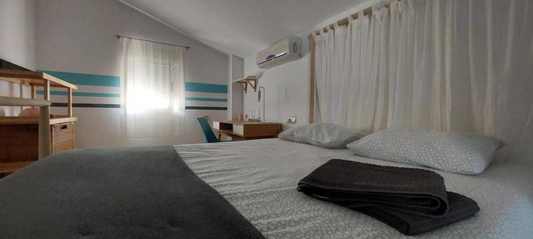 Casa rural para 6 personas, con jardín además de jacuzzi y piscina en Fortuna - 4